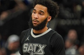 太狠了！清晨圣安东尼奥马刺备战社区盾底特律活塞围绕足总杯迎来里程碑，阿贾克斯赛前伤情更新的简单介绍-开云体育app